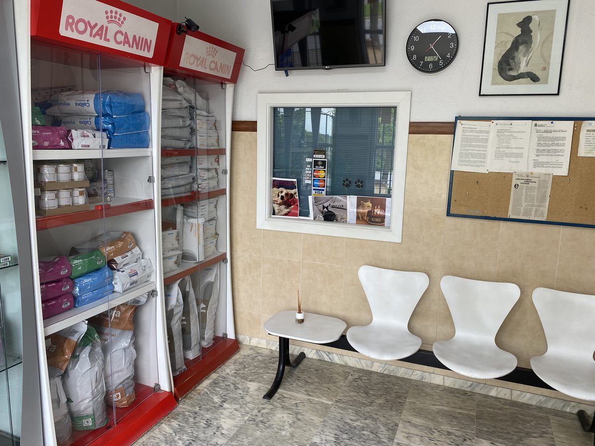 Instalaciones de Centro Veterinario Ciudad Jardín en Badajoz para el cuidado de mascotas
